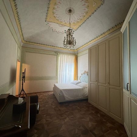 Urbino Apartments - Palazzo Paltroni Studio Zewnętrze zdjęcie